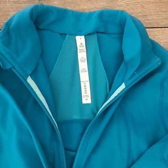 Lululemon zip-up - Picture 3 of 3